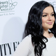 Illustration for article titled Ariel Winter's Estranged Mother Criticizes the Star's Breast Reduction